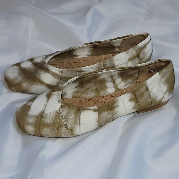 Korks Palmer Ballet Flats Slip On Fabric Green Olive Tie Dye Shoes Women's SZ 7 - Picture 3 of 8
